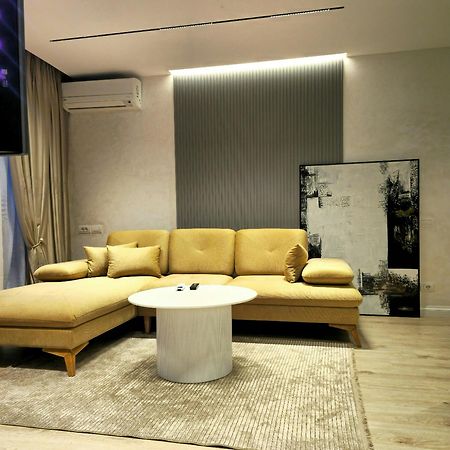 Center Apartment Easy_Luxury Тирана Екстер'єр фото