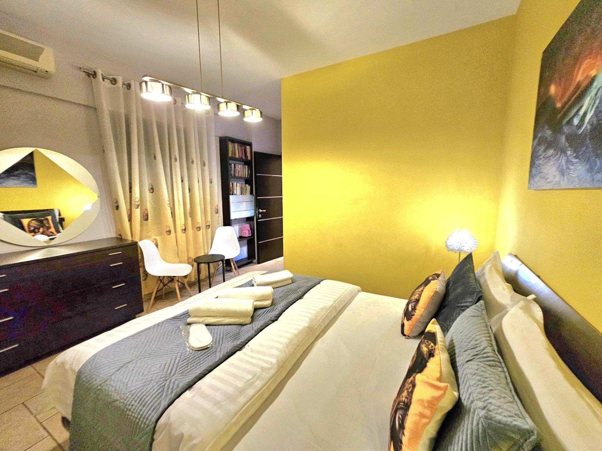 Center Apartment Easy_Luxury Тирана Екстер'єр фото