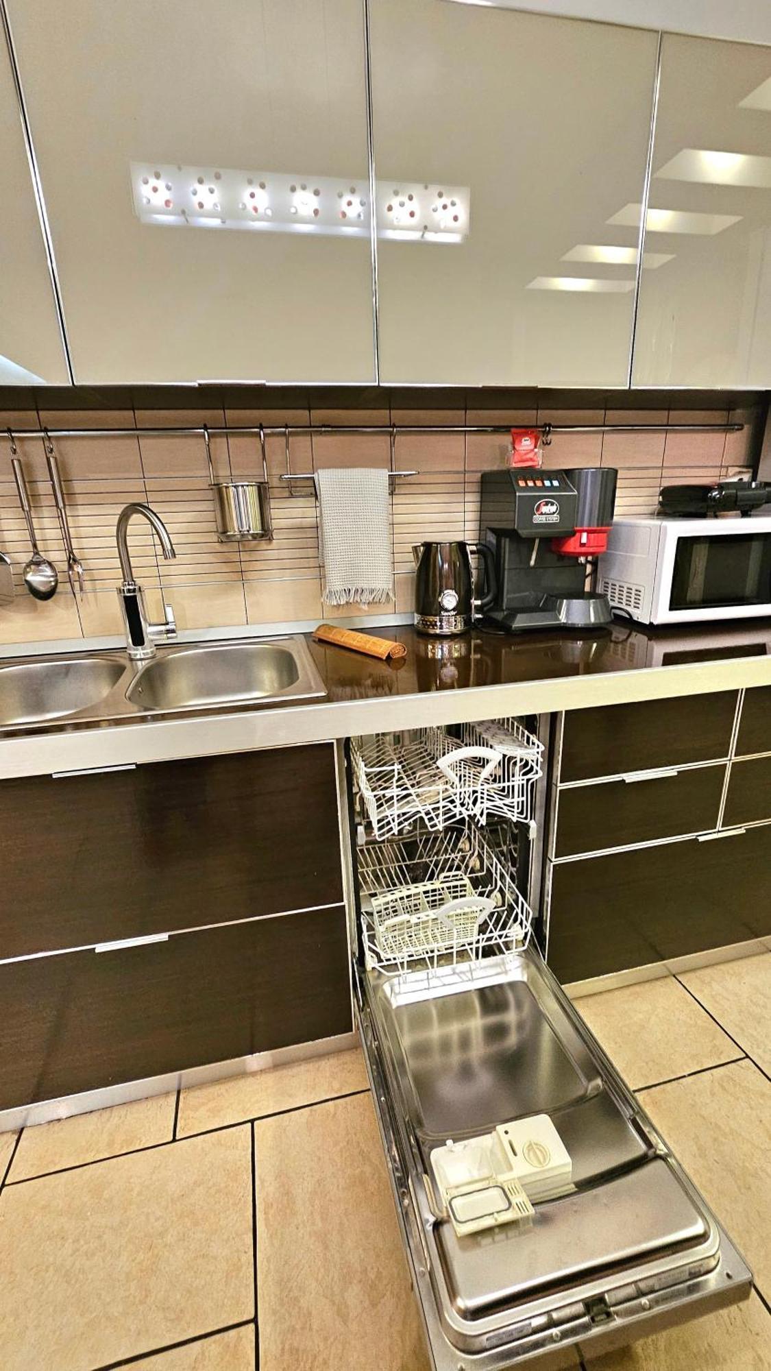 Center Apartment Easy_Luxury Тирана Екстер'єр фото