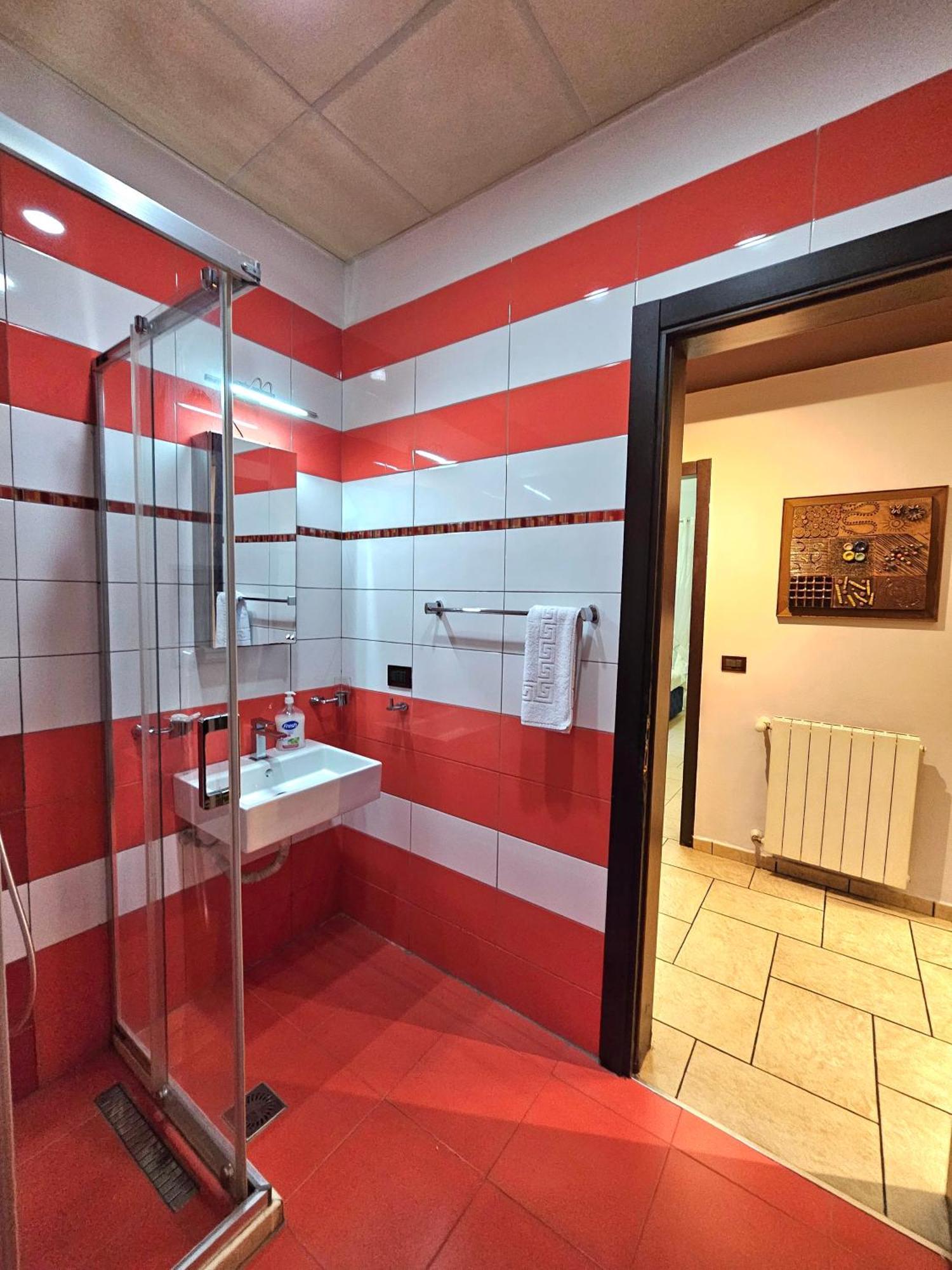 Center Apartment Easy_Luxury Тирана Екстер'єр фото