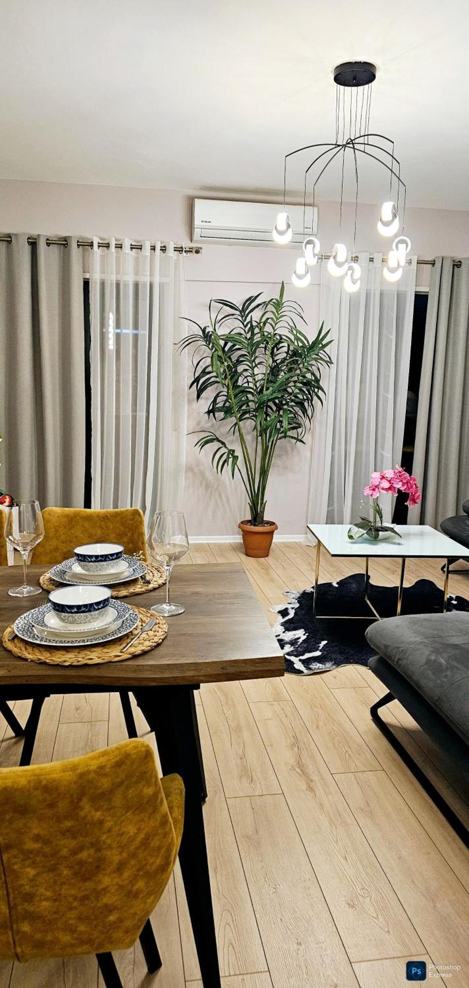 Center Apartment Easy_Luxury Тирана Екстер'єр фото